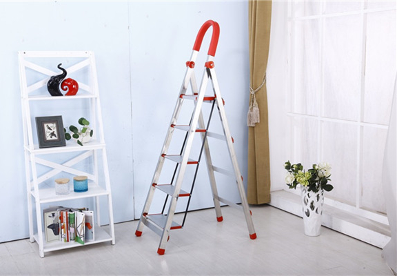 Why a Folding Ladder is a Great Choice